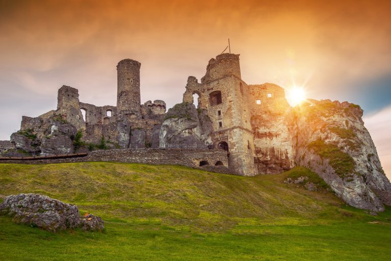 Ogrodzieniec Castle Poland